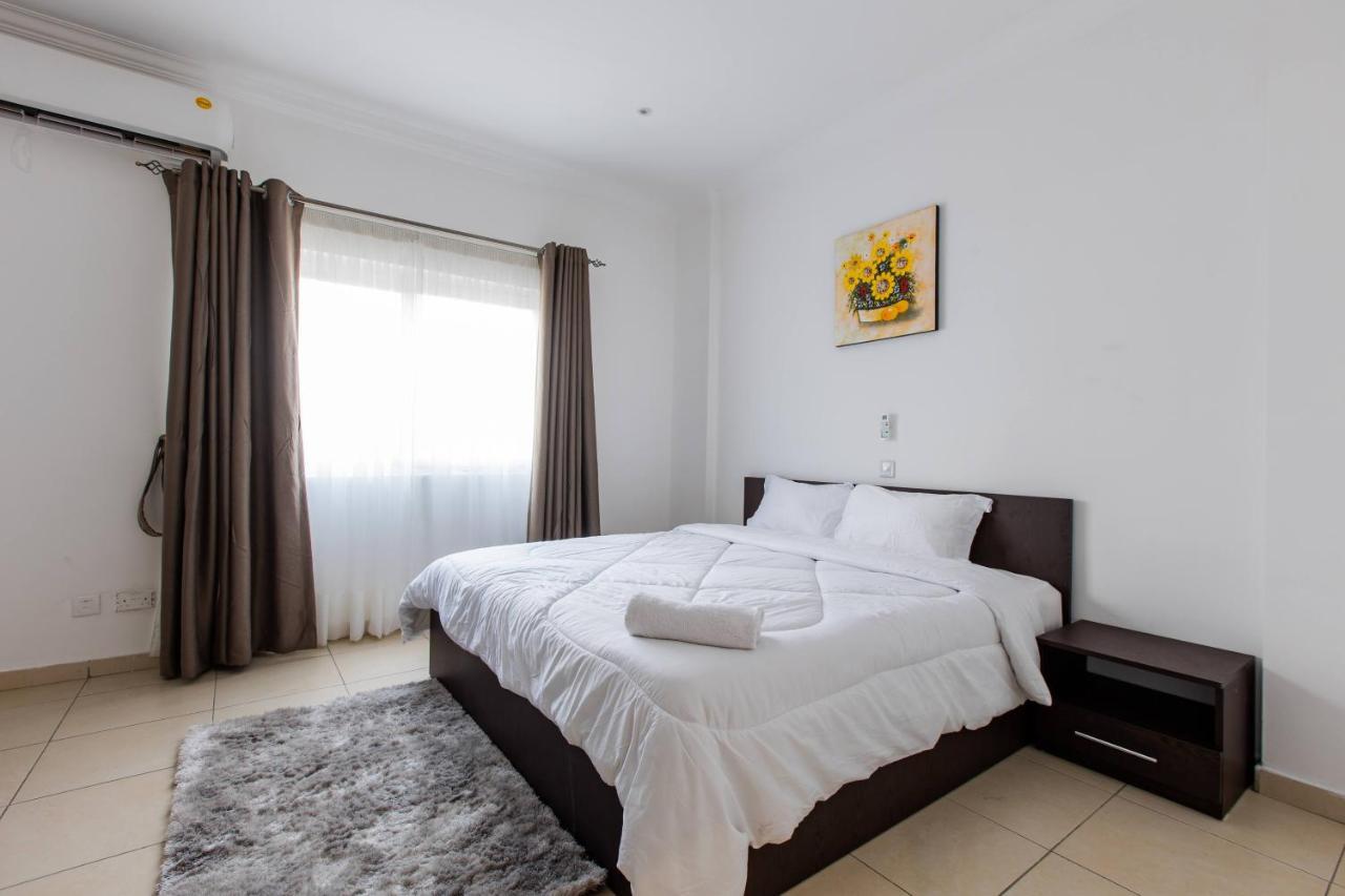 Accra Fine Suites - Holi Flats Airport Residential Acra Exterior foto
